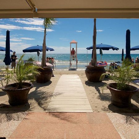 Grand Hotel Mediterranee Алассио Экстерьер фото