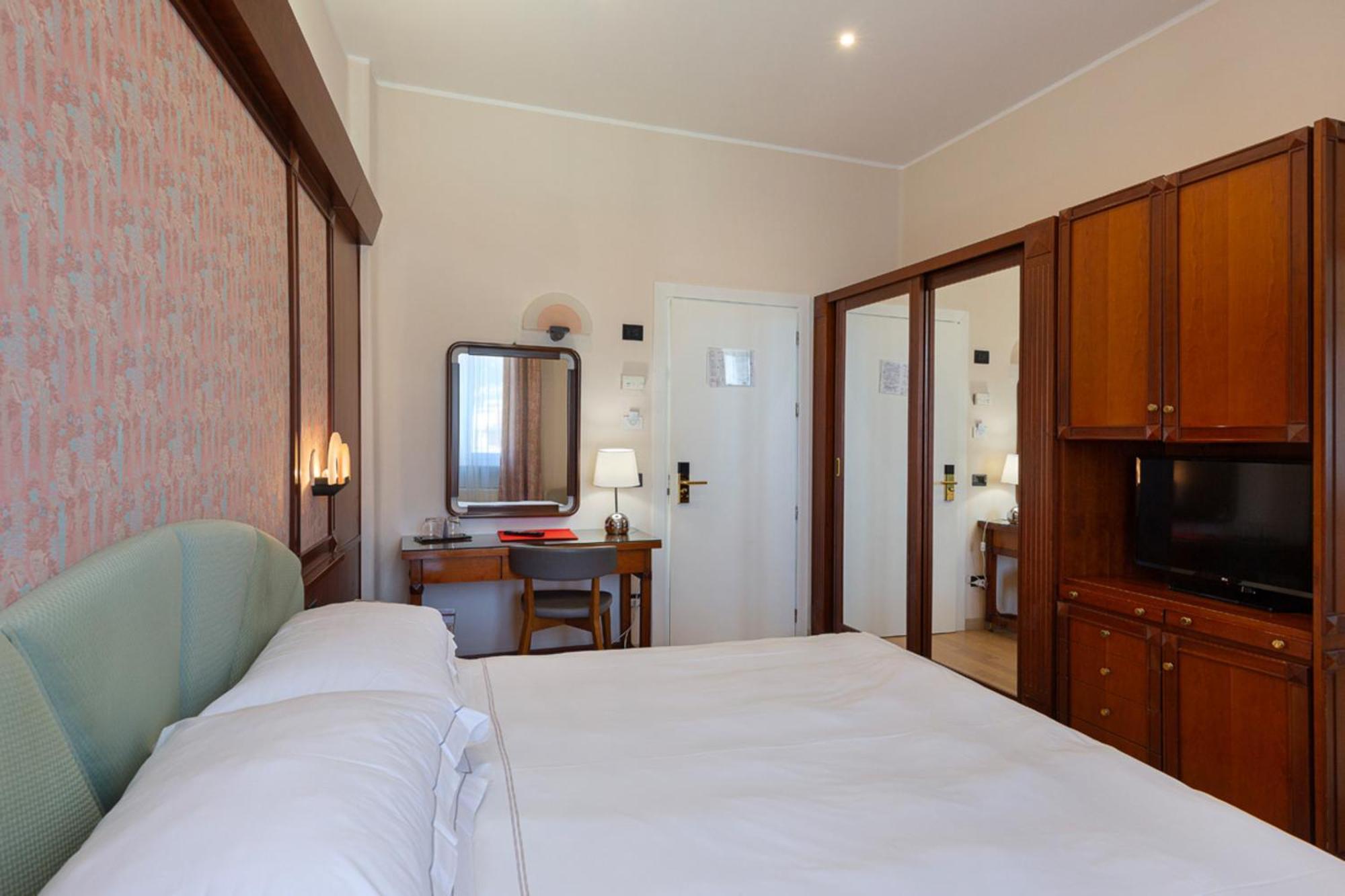 Grand Hotel Mediterranee Алассио Экстерьер фото