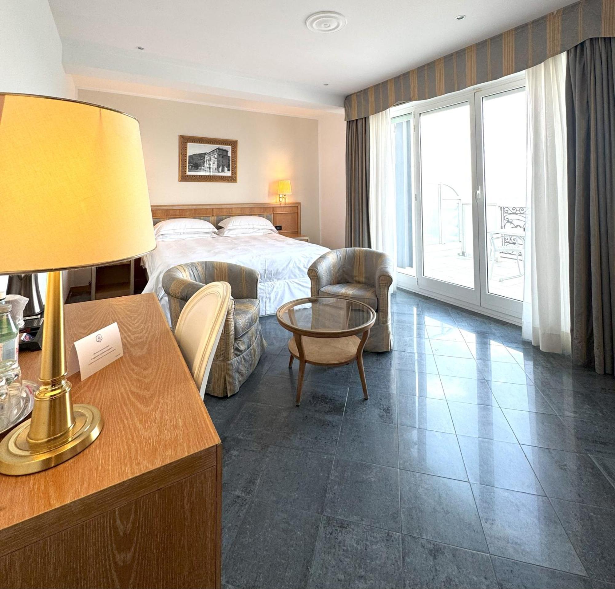 Grand Hotel Mediterranee Алассио Экстерьер фото